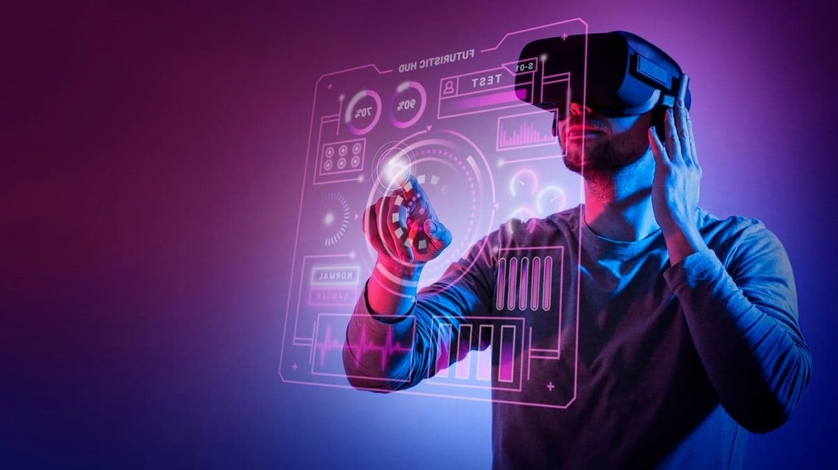Reinventing services - Digital Vs Operations